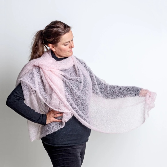 NWOT BABY MO! KID MOHAIR ATMOSPHERE SCARF Z467-24